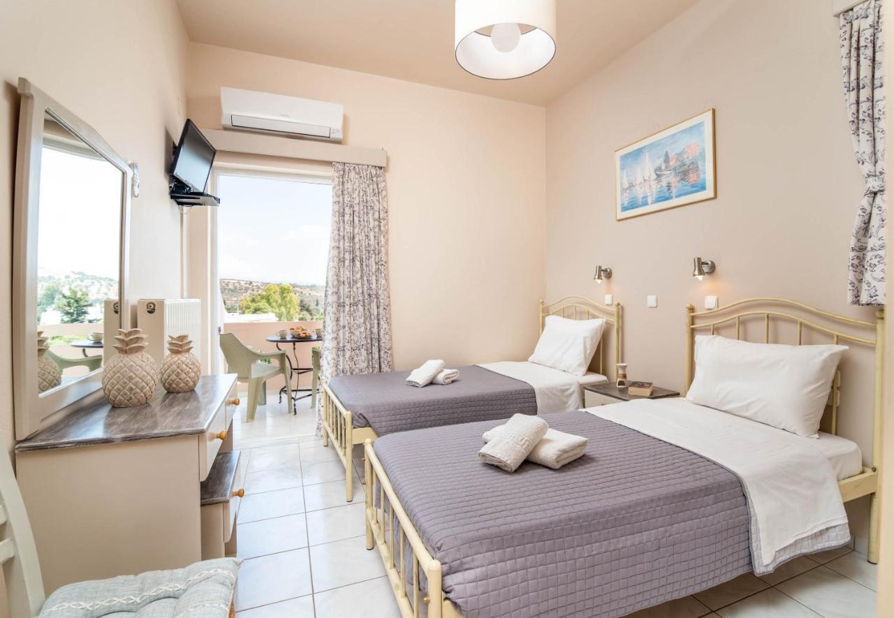 Filia Apartments Pitsidia Exterior photo